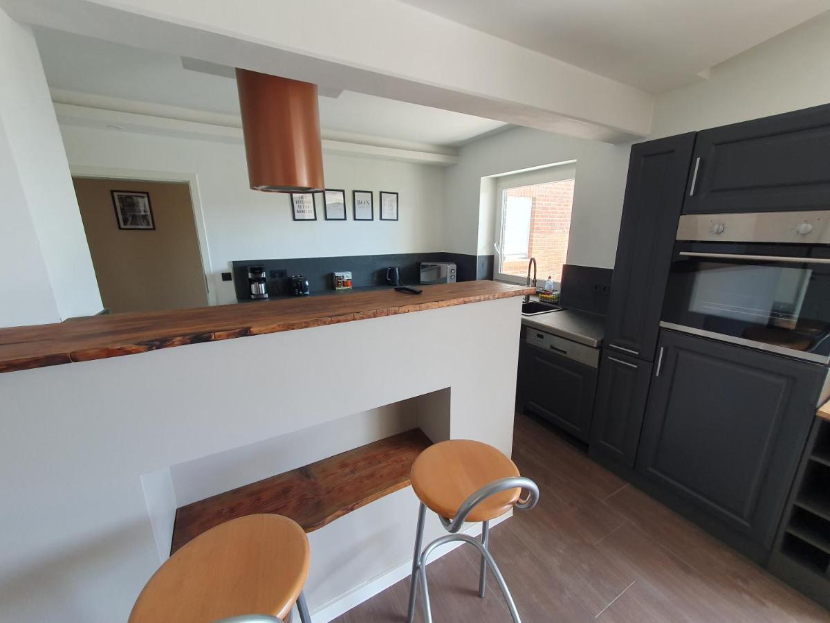Neumuehler Hof Ferienwohnung "Stefan" Bietet 4 Schlafzimmer Und 4 Baeder , Eine Grosse Badewanne Und Grosser Terrasse Zum Garten, Kostenfreie Parkmoeglichkeiten Schwerin  Extérieur photo